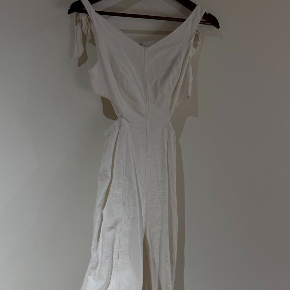 White jumpsuit with cutout side detail, Size S